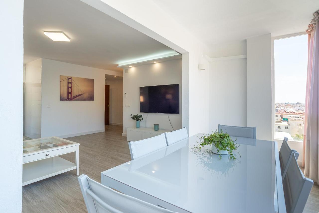 Atalaya Beach By Ele Apartments Rincón de la Victoria Екстериор снимка