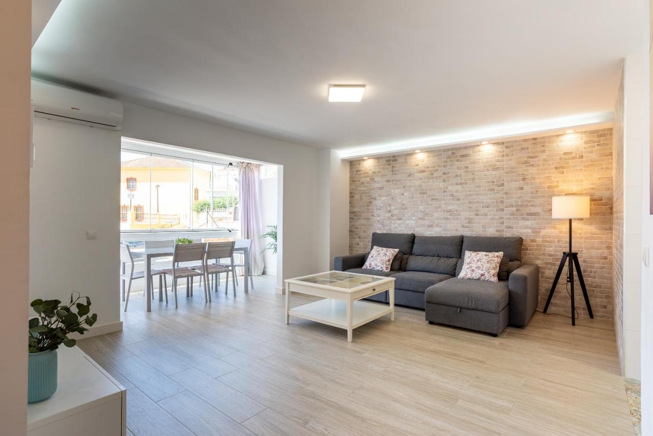 Atalaya Beach By Ele Apartments Rincón de la Victoria Екстериор снимка